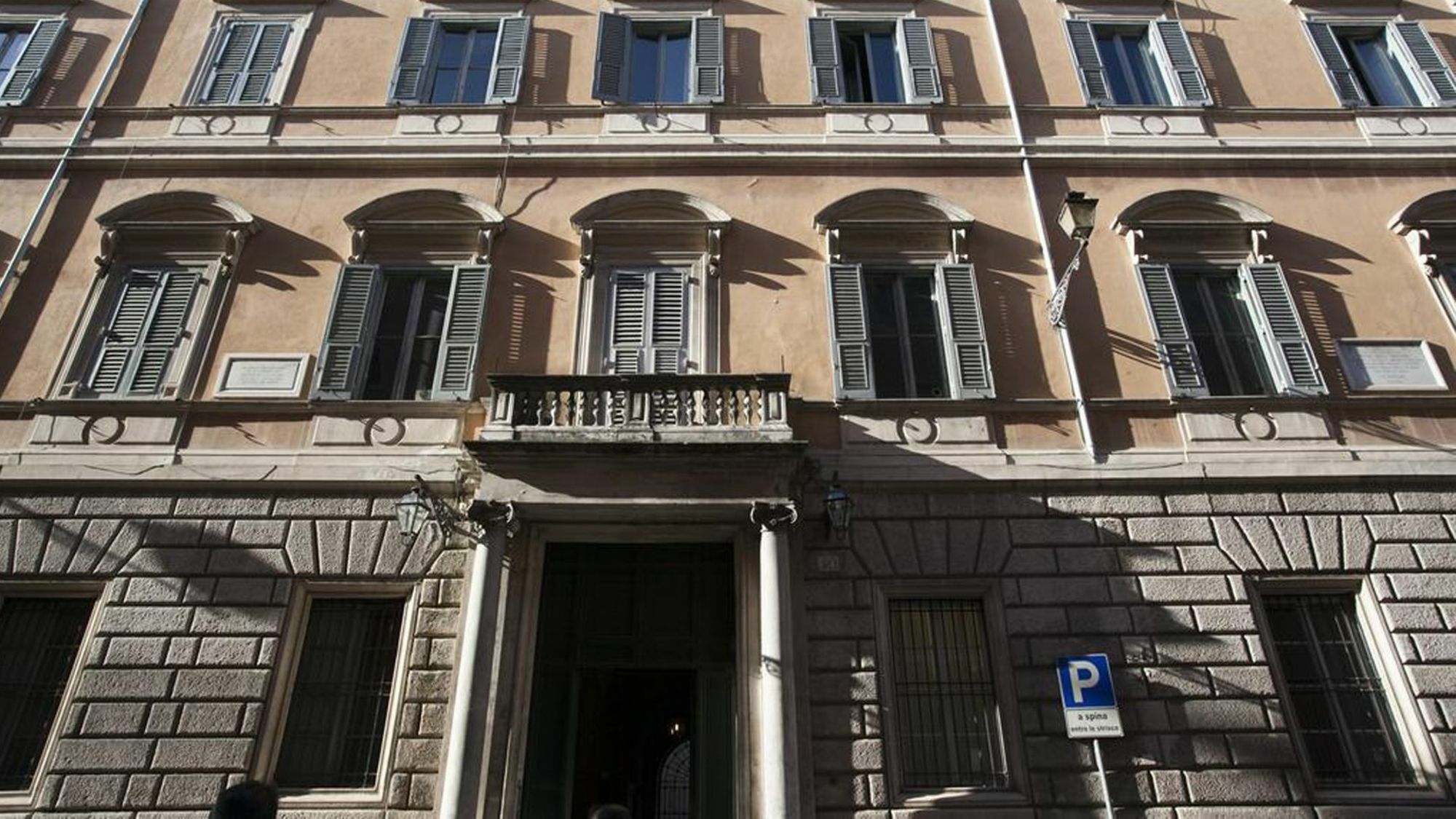 House Paganica Appartamento Roma